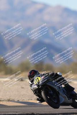 media/Dec-07-2025-CVMA (Sun) [[3e7d2de5dc]]/Race 12- Formula 40 MW and LW/